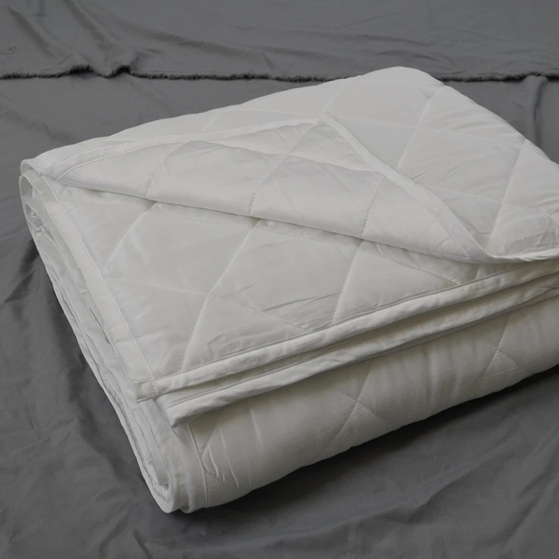 White Cooling Blanket